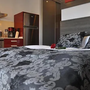 Casablanca - Adults Only Apartamento Calella